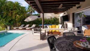 villa-30761236451698949061.jpg