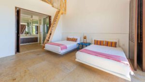 villa-44363988651745866844.jpg