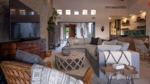 villa-46950732671698949061.jpg