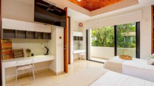 villa-68138276911759440479.jpg