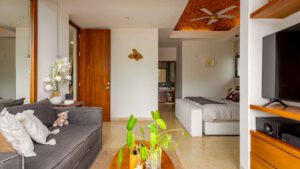 villa-7594206251759440490.jpg