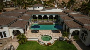 villa-89482668901732743694.jpg