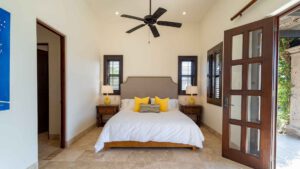 villa-90969196311723012688.jpg