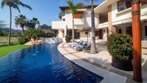 villa-24541426801681160221.jpg
