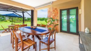 villa-53723865041697816535.jpg