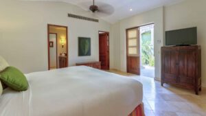 villa-76150032091697573423.jpg
