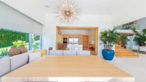 villa-81058440821681602358.jpg