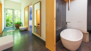 villa-98399235251681602359.jpg