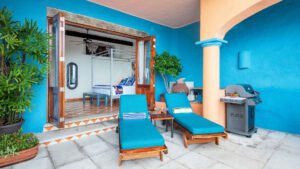 villa-19287506351678997778.jpg
