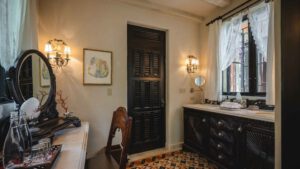 villa-30122578881760549429.jpg