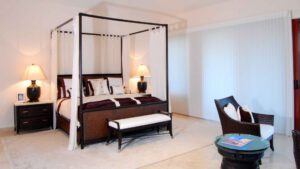 villa-71120328531697134889.jpg