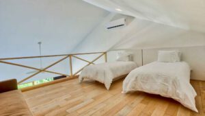 villa-86795648661746040578.jpg