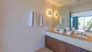 villa-92560873021746040578.jpg
