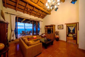 villa-95017806551679165622.jpg