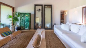 villa-99270698931746040549.jpg
