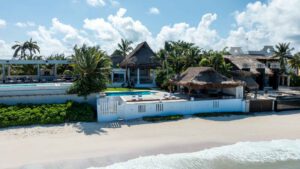 villa-99453239691750185764.jpg