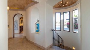 villa-10769416741697331566.jpg