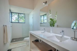 villa-84305946011679164139.jpg