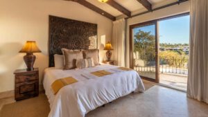 villa-93997578271697331566.jpg