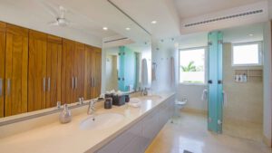 villa-15522350281749011721.jpg
