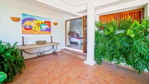 villa-27184867831679321872.jpg