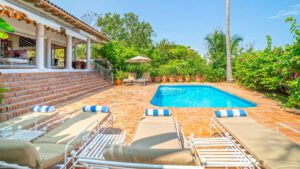 villa-3353476031679321872.jpg