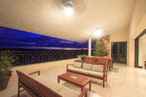 villa-48614509781681410655.jpg
