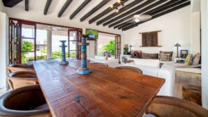villa-52734466941679321872.jpg
