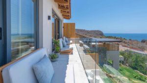 villa-8179542471718902300.jpg