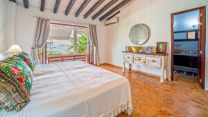 villa-85352977881679321872.jpg