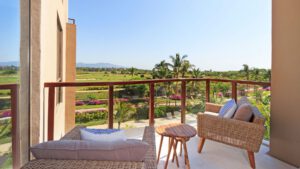 villa-15862576211681338077.jpg