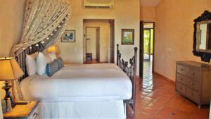 villa-2019308591697579505.jpg
