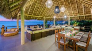 villa-31686978321679939310.jpg