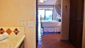 villa-34947144961697579505.jpg
