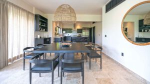 villa-43637803031697497979.jpg