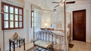 villa-79791948761720459480.jpg