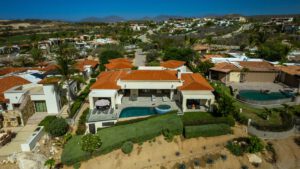 villa-82117355871731610194.jpg