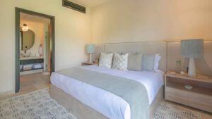 villa-82251892041697497979.jpg