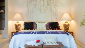 villa-85287664311679939310.jpg