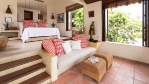 villa-93182037411679164798.jpg