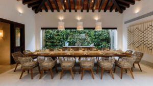 villa-94916887441736876719.jpg