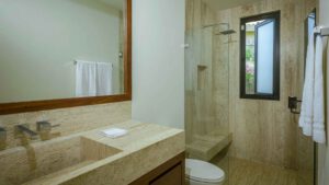 villa-9786845631731610586.jpg
