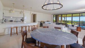 villa-14373773701681337118.jpg