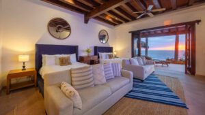 villa-17263715511725943124.jpg