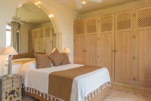 villa-2342890001679324278.jpg