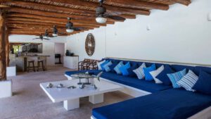 villa-3193542551751131734.jpg