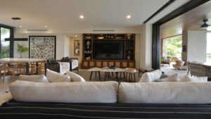 villa-39326537091749063362.jpg