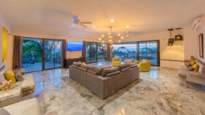 villa-41983142951716838893.jpg