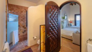 villa-65945065161725942812.jpg