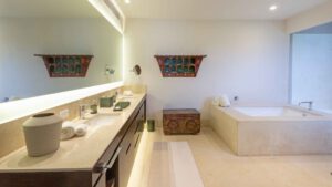 villa-70353636141681314275.jpg